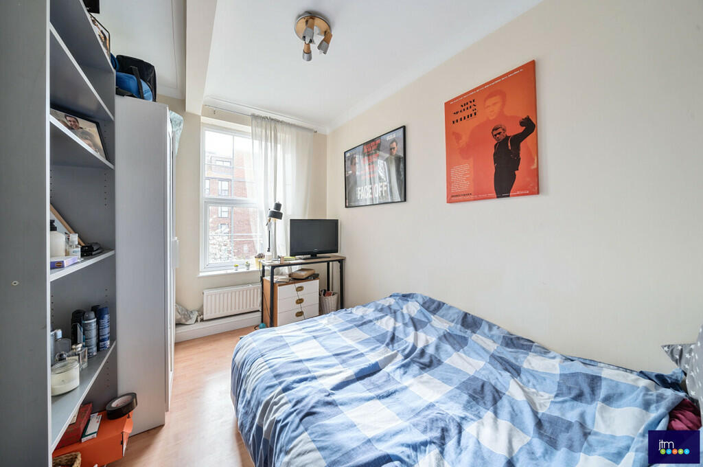 048331ab-04cf-4d3...