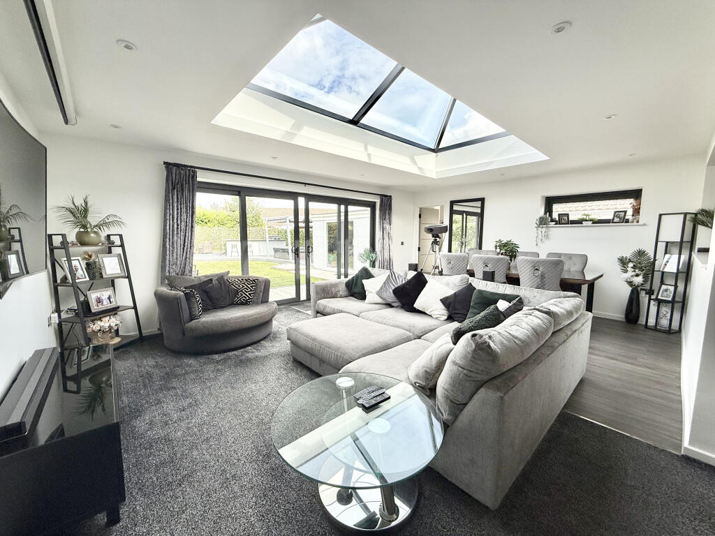 Open Plan Room