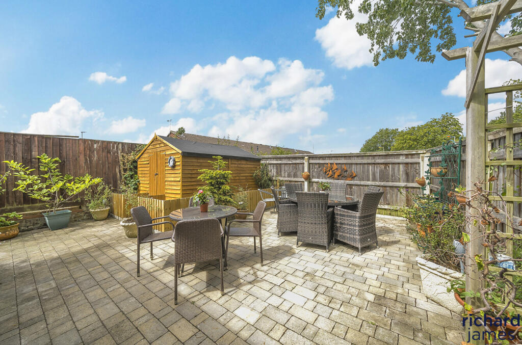 bcf504dd-e6b3-47c...