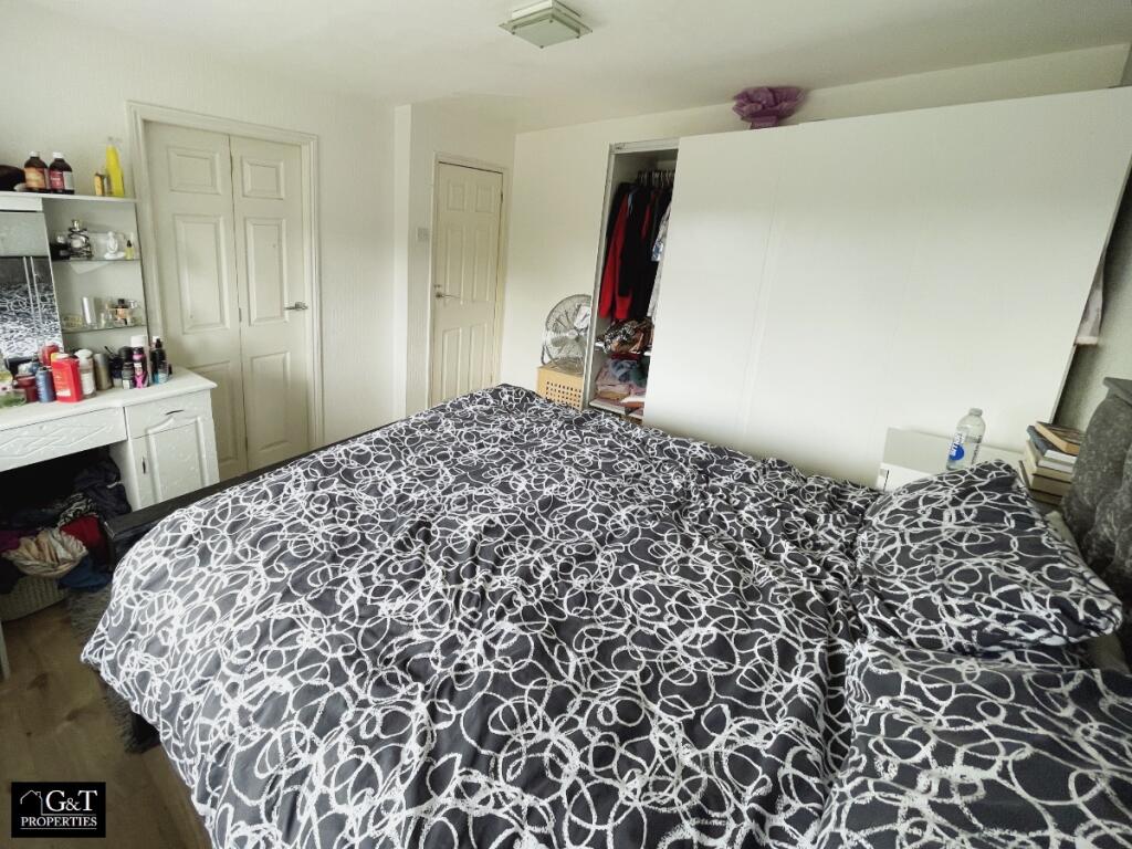 2nd Bedroom