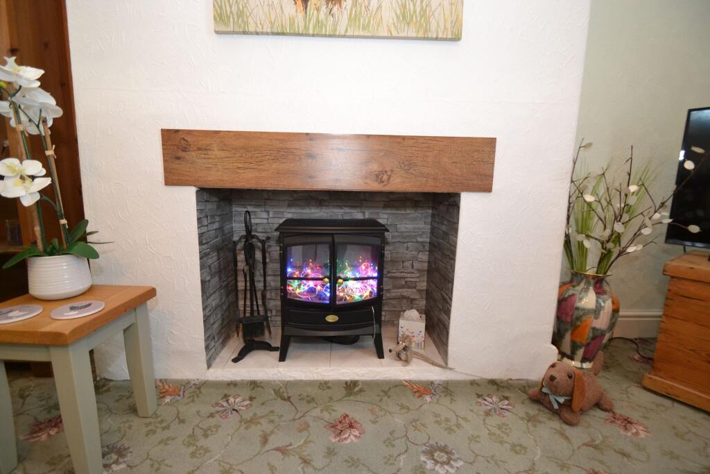 Photograph 3