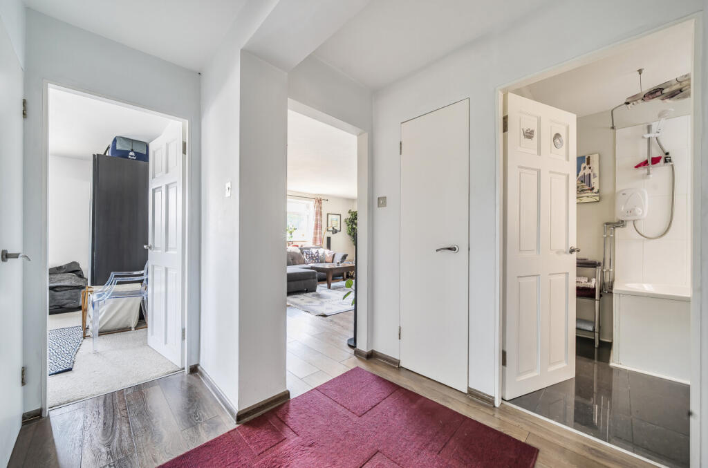 1340772-3-689f230...