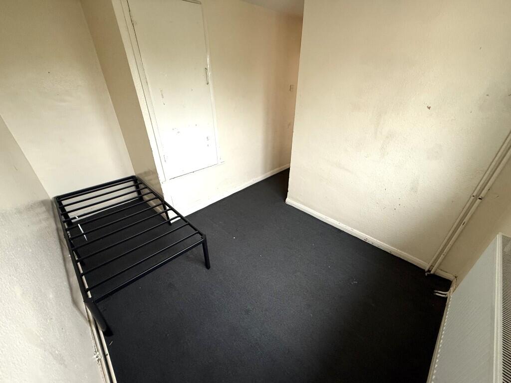 BEDROOM 3 (B)