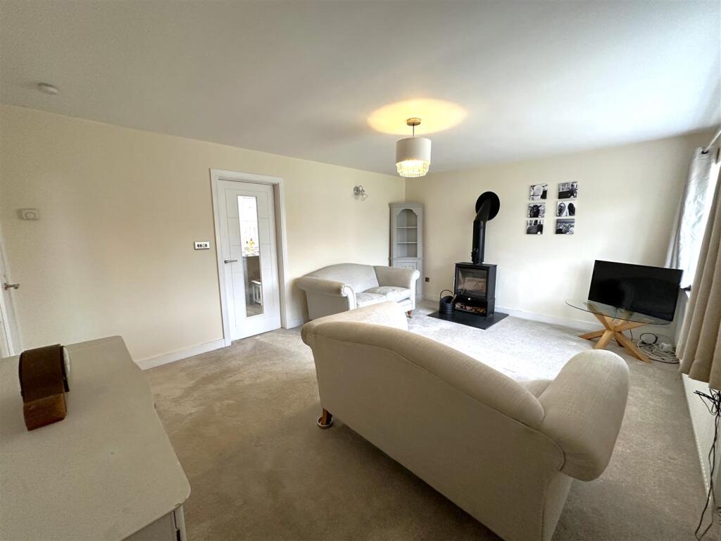 Generous Living Room 488