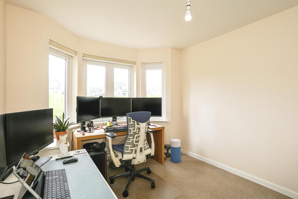 Office / Bed' Five