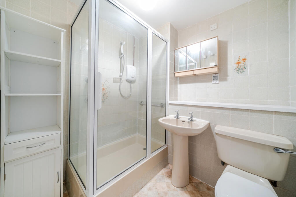 1340440-12-689eff...