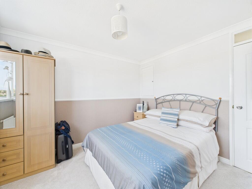 CAM02089G0-PR0525...