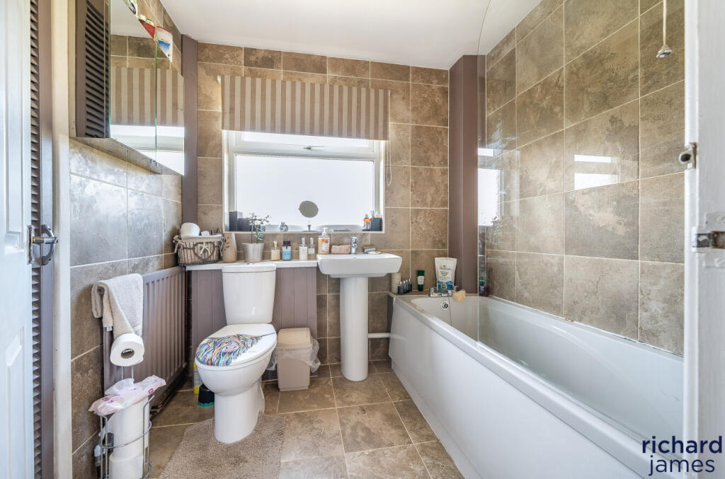 d2731b70-9d74-4de...