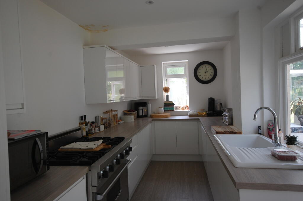 Fitted Kitchen