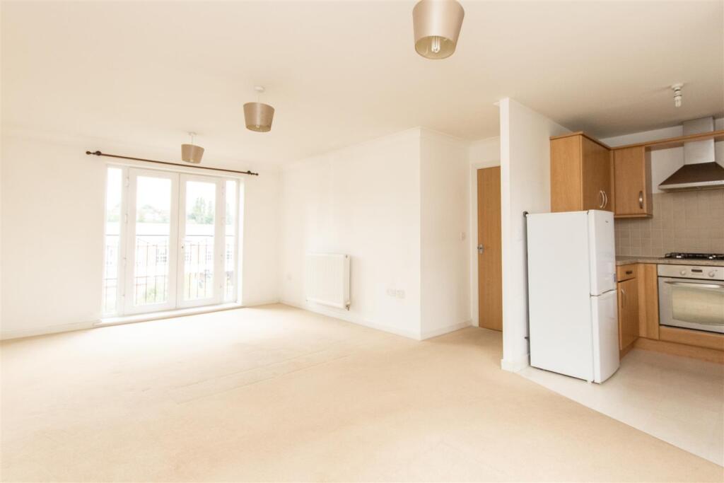 Open Plan Living/Kitchen Area