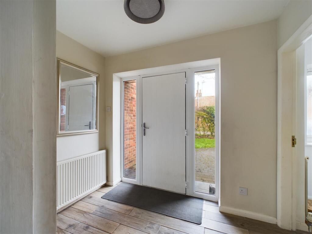 ENTRANCE HALL