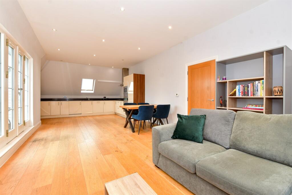 Kitchen/Lounge/Diner