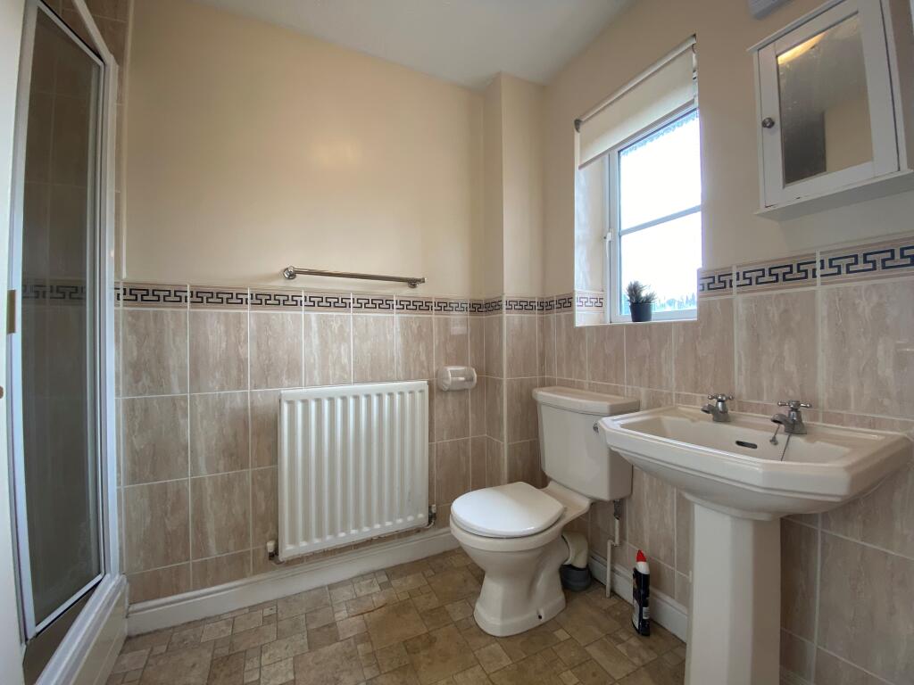 En-suite Bathroom