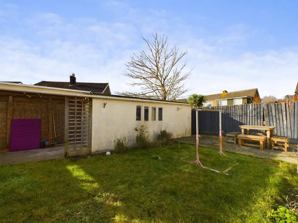 CAM02386G0-PR0113-STILL013