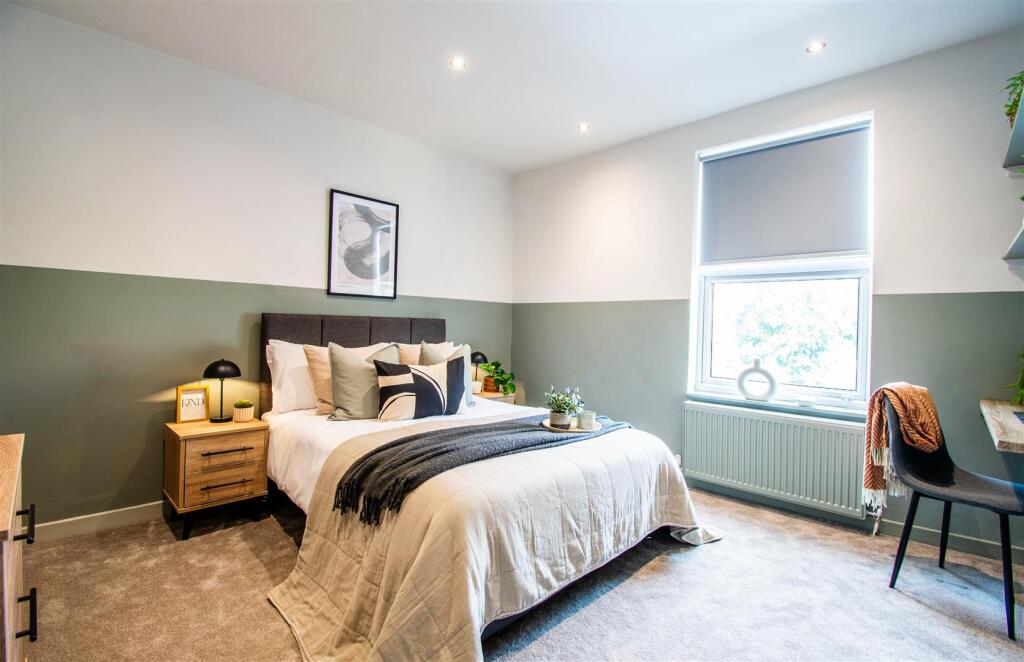 8 Gordon Terrace R3 (1).jpg