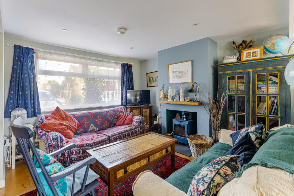 A17 - 3 Crispin Road Kingsbridge - 250930