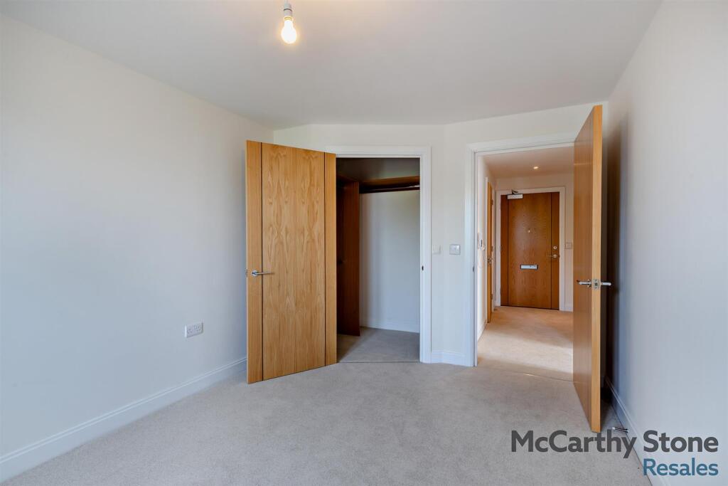 8646952-interior10-800.jpg