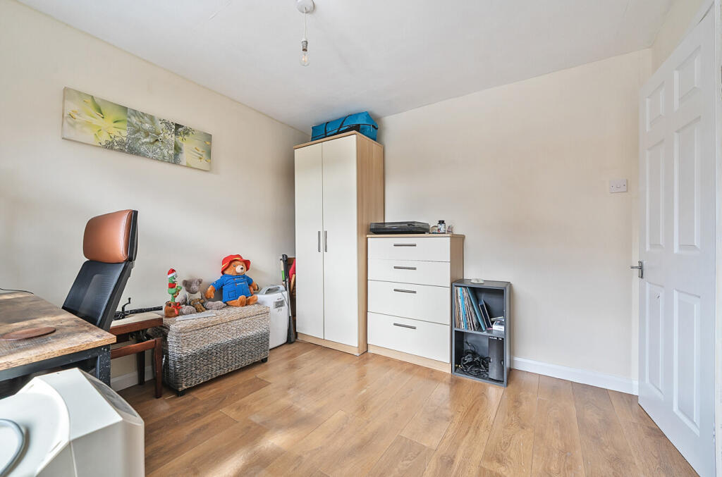 1320742-10-6881f9...