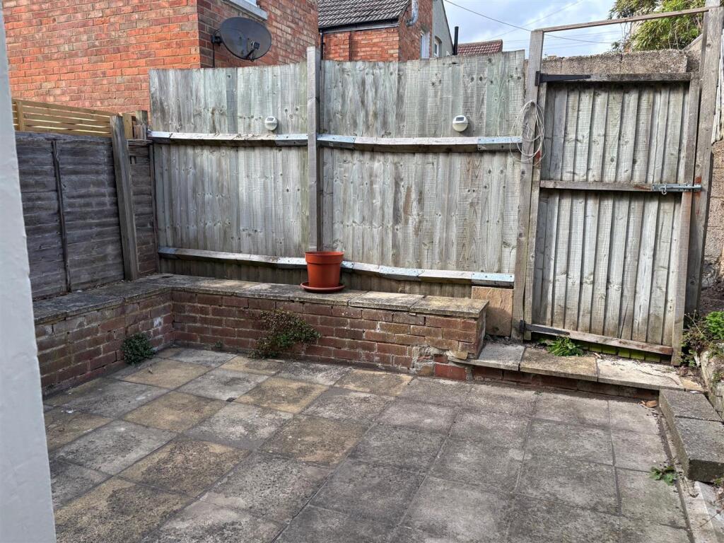 Rear garden.jpg