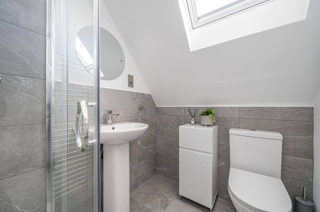 1302672-19-68398a...