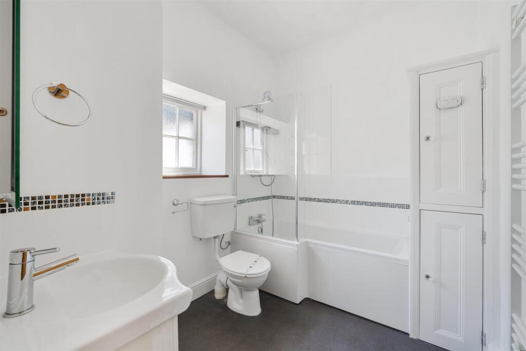 SPINNEY COTTAGE FLAT  (22).jpg