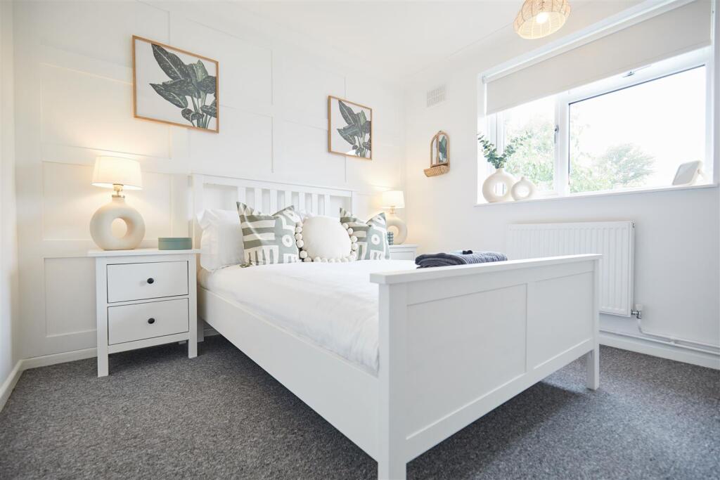 7 Fairfax Road 2.JPG