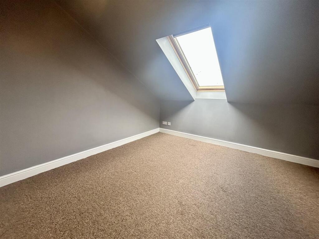 Bedroom 2.jpeg