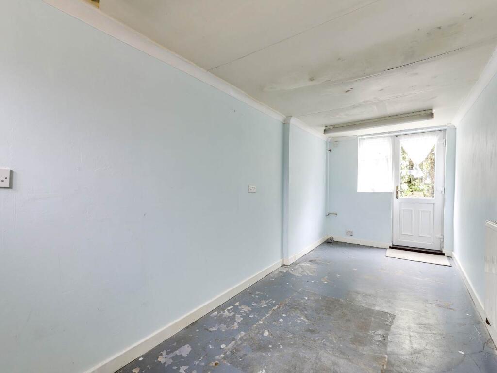 Garage/Storage