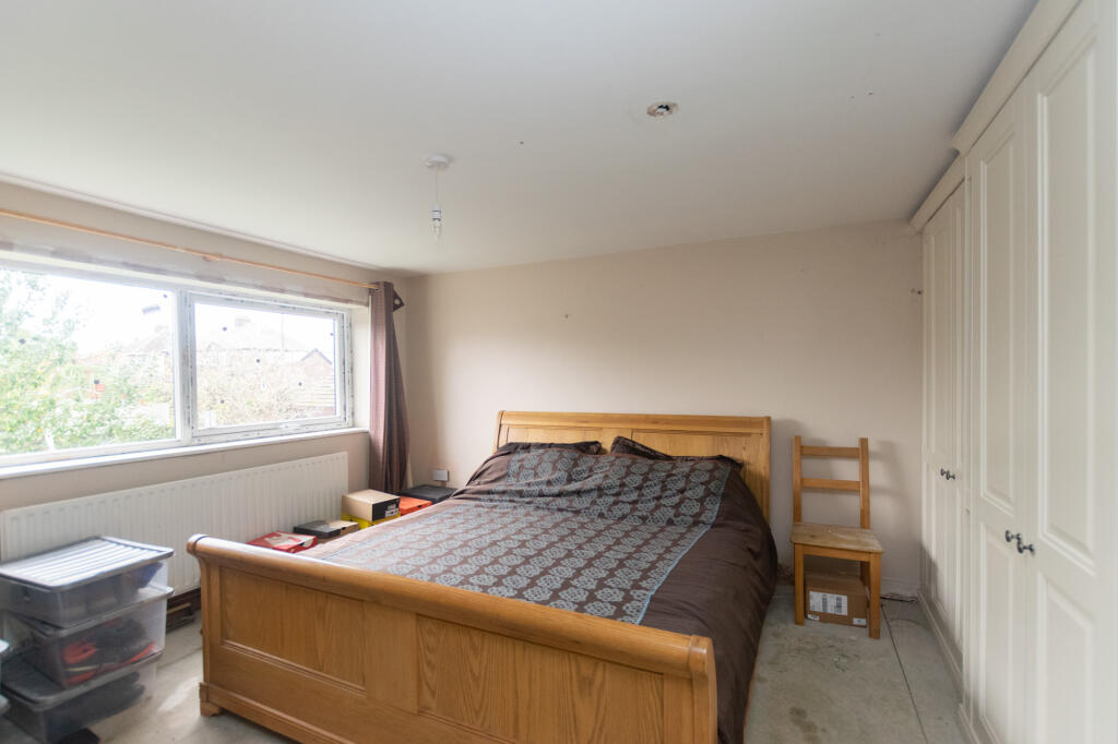bedroom2