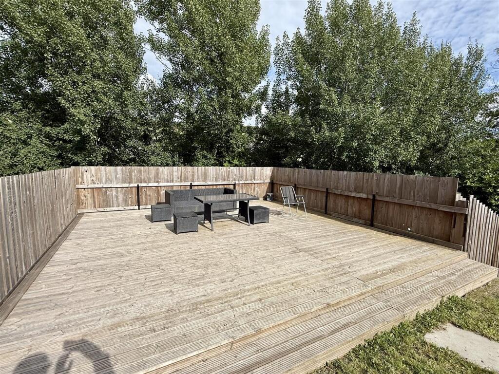 Feature Terrace