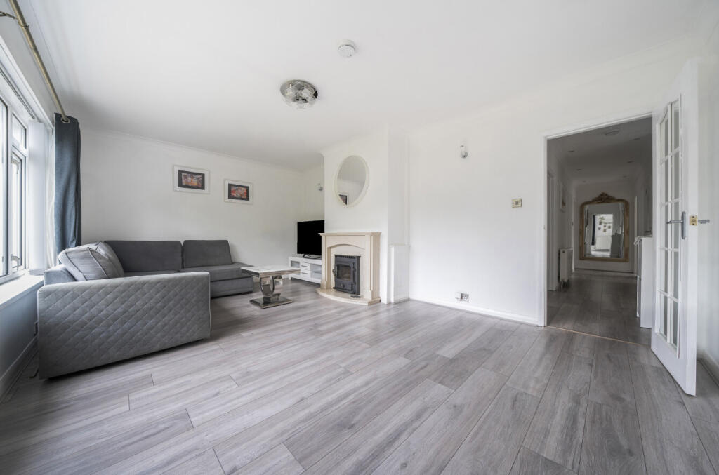 1336589-16-6895d8...