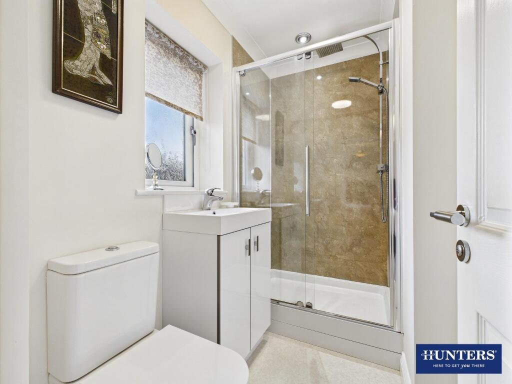 Master En-Suite