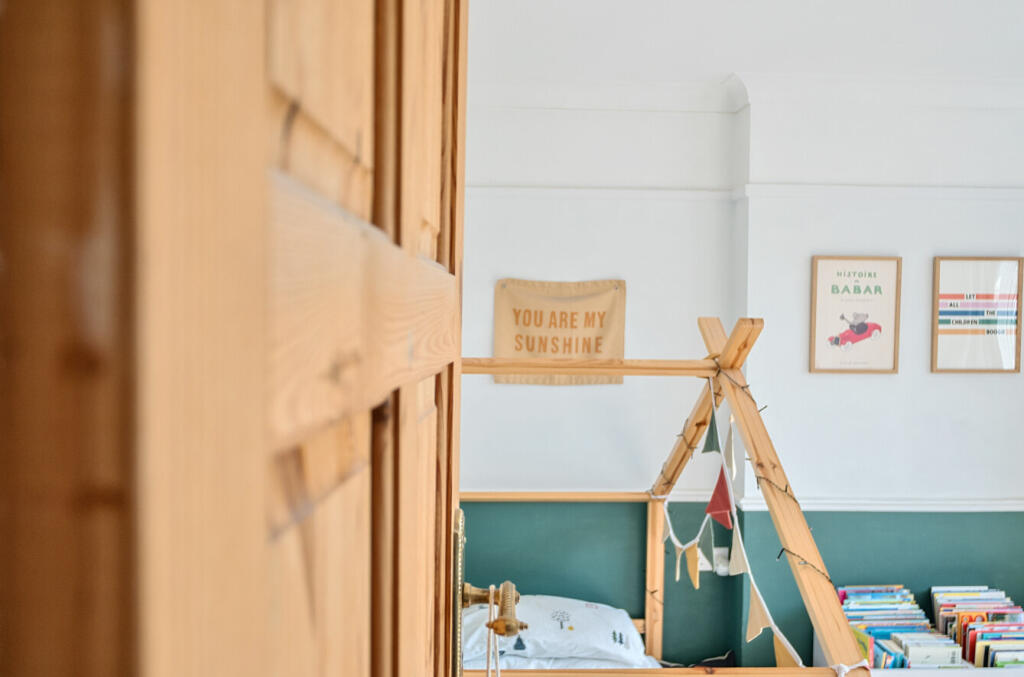 1340117-7-689b698...