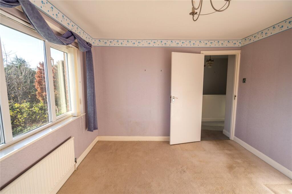 Bedroom 2 (2)