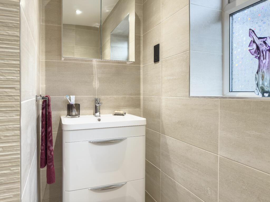 Ground floor ensuite