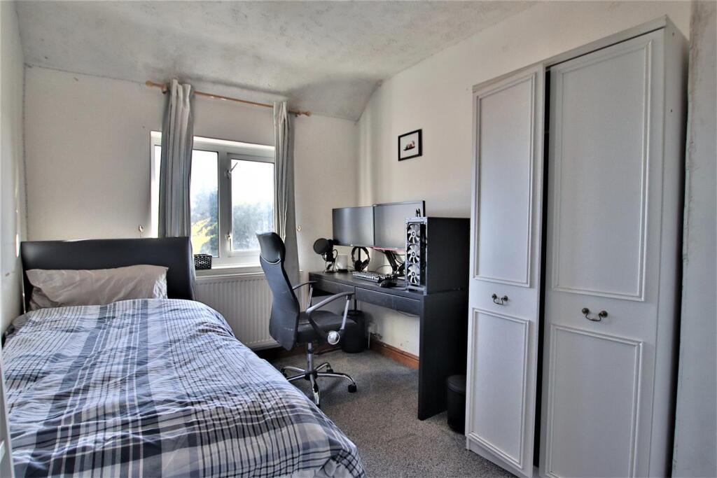 Margaret Road, Priors Park, Tewkesbury - Bedroom 2