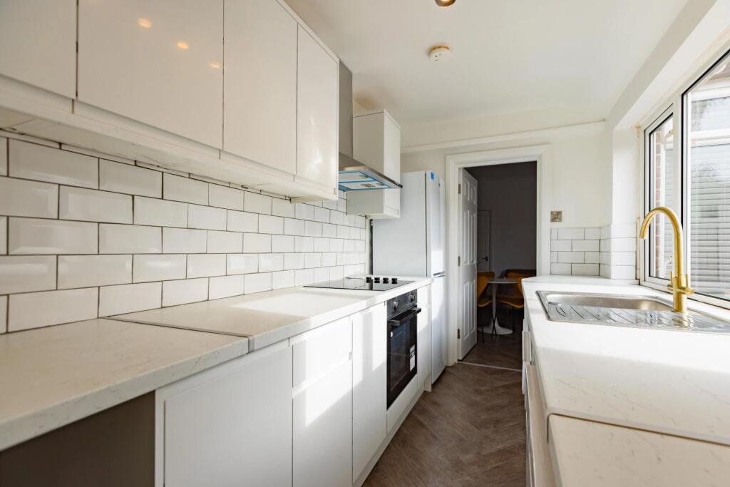 derwent-street,-ln1-1sl---4-bed-image-4 (1).jpg