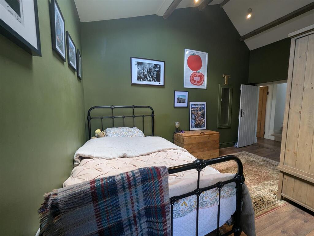 Bedroom (Ground Floor)
