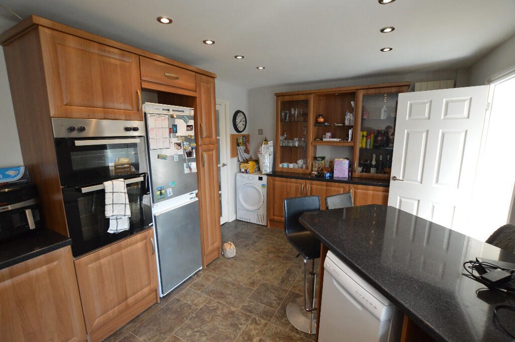 Fitted Kitchen