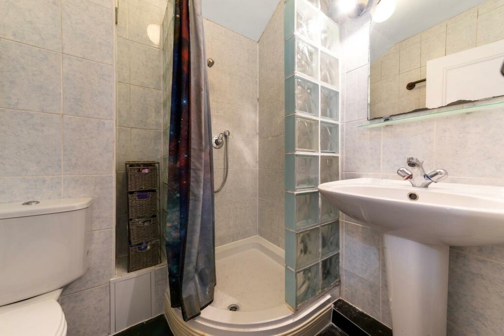 En- Suite