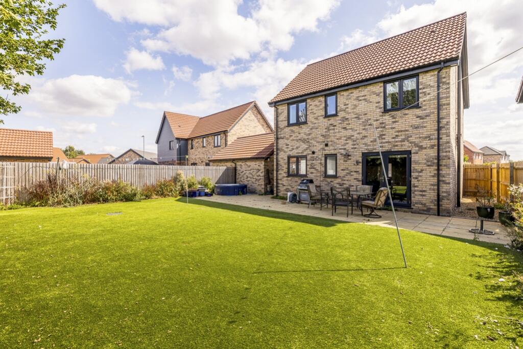 25 Dean Close (Weston)-10