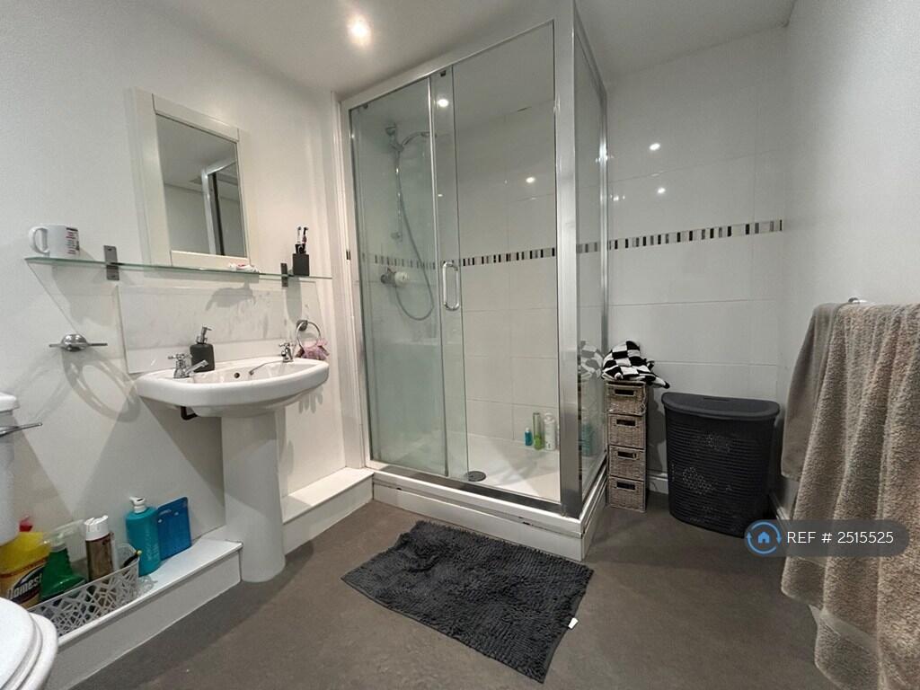 Ensuite Bathroom