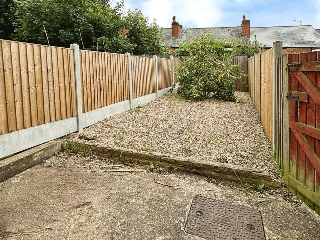 49DS-garden..jpg