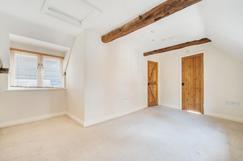 1330925-15-689b70...