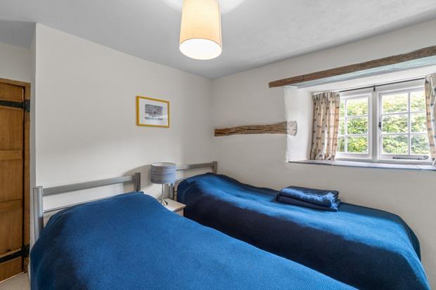 2x single beds