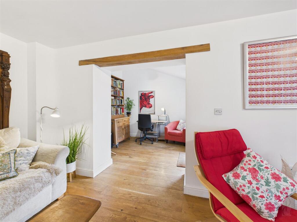 cottage sitting room