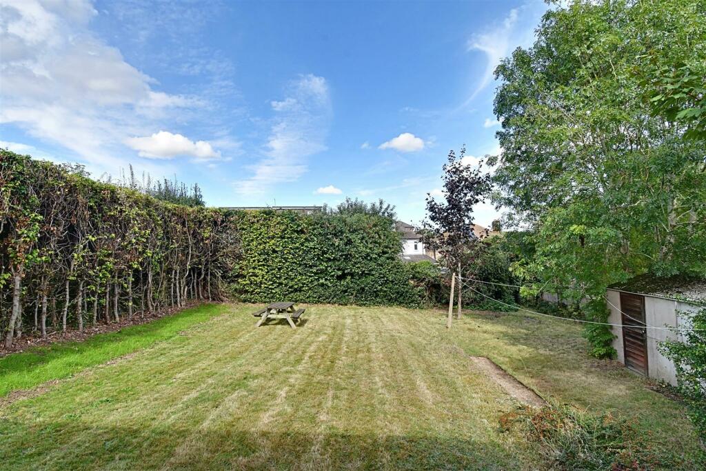Garden 1.jpg