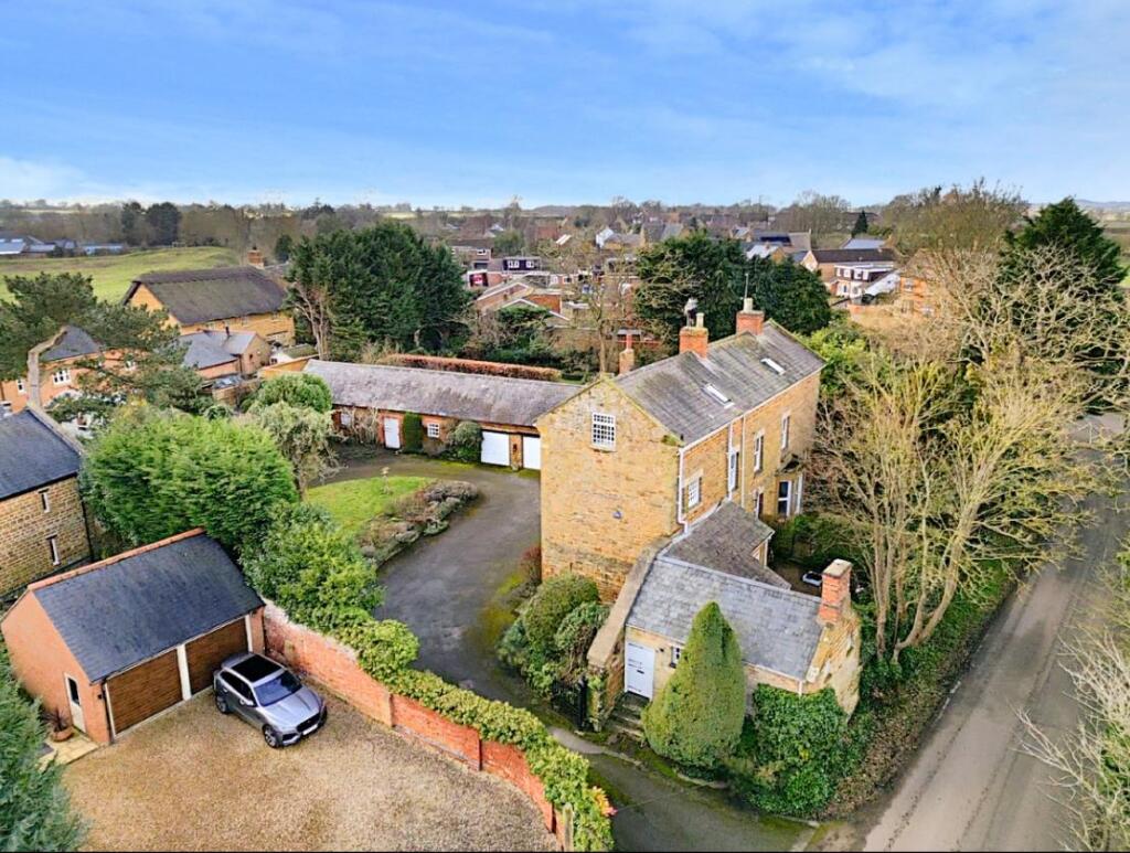 Danesfield, Rothersthorpe