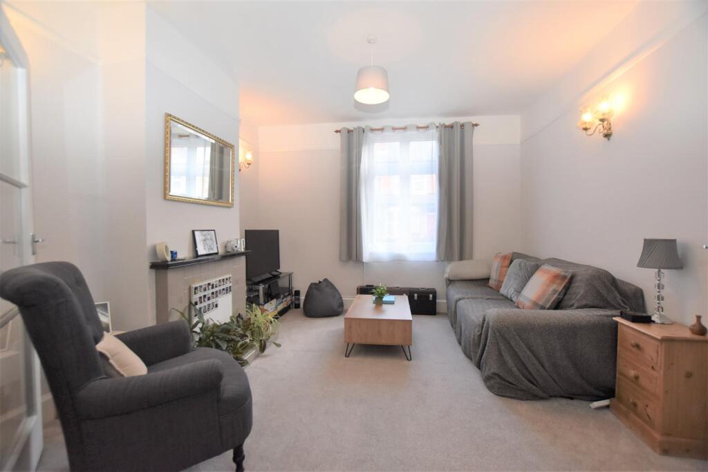 76 Westfield Rd (5).JPG