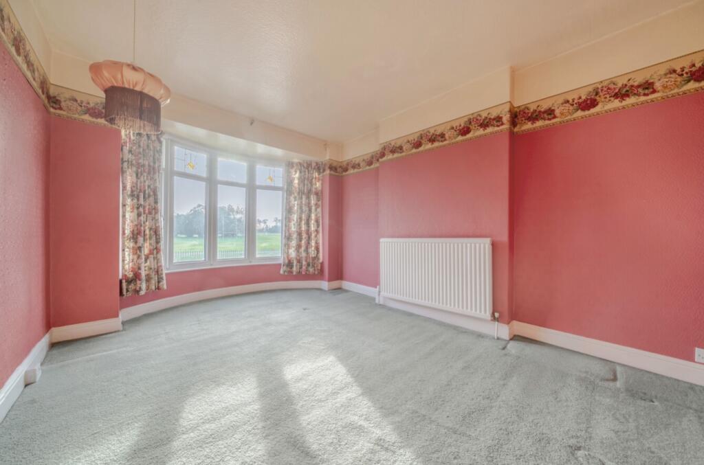 1385952-14-6932cf5a8a7d8